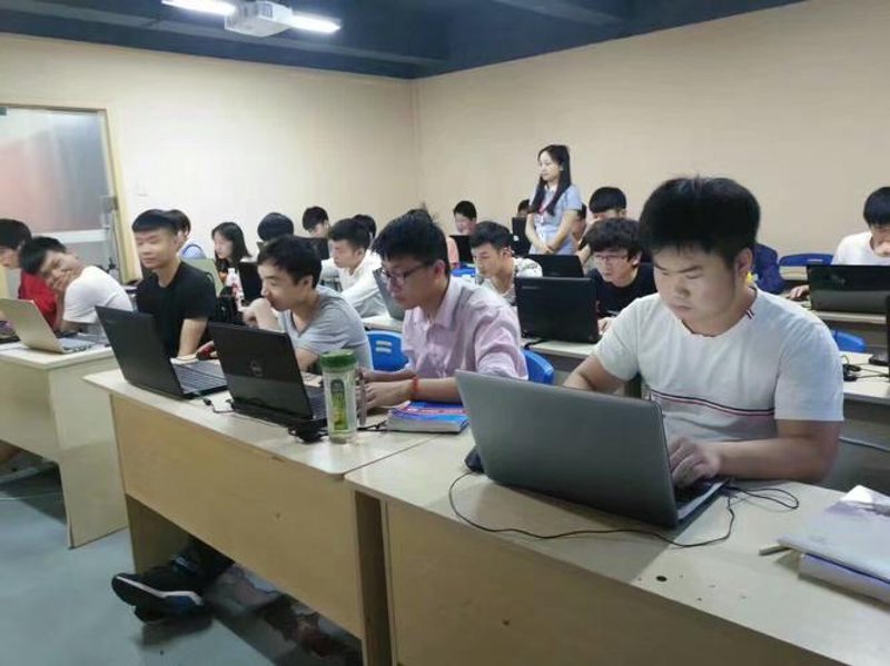 服务器：理解它的本质与作用